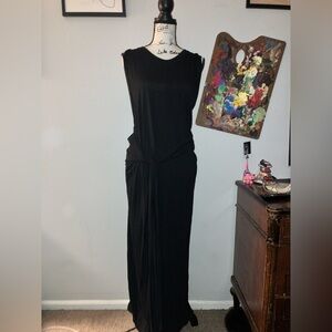 Black maxi dress size large never worn